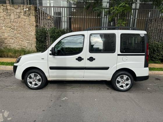FIAT DOBLÒ 1.8 MPI ESSENCE 7L 16V FLEX 4P MANUAL